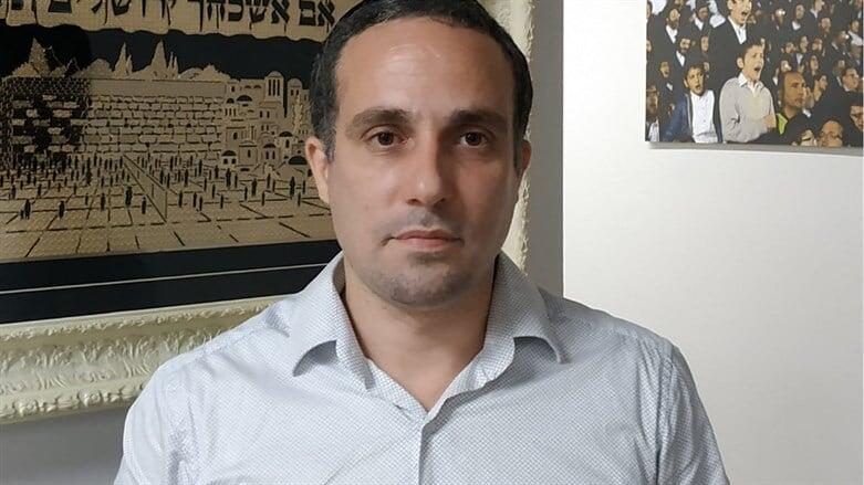 השר גולדקנופף רקד לצלילי 